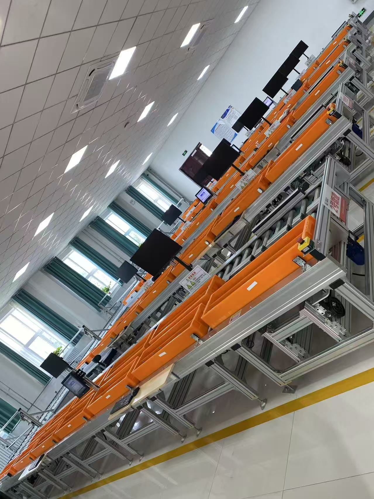 岩芯样品人工观察区